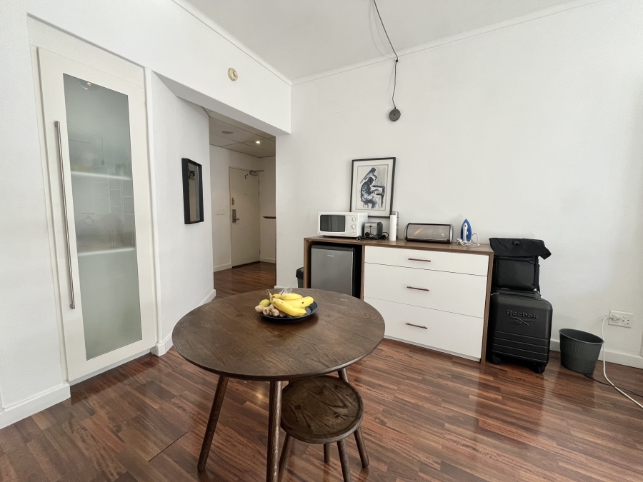 To Let 1 Bedroom Property for Rent in Cape Town City Centre Western Cape